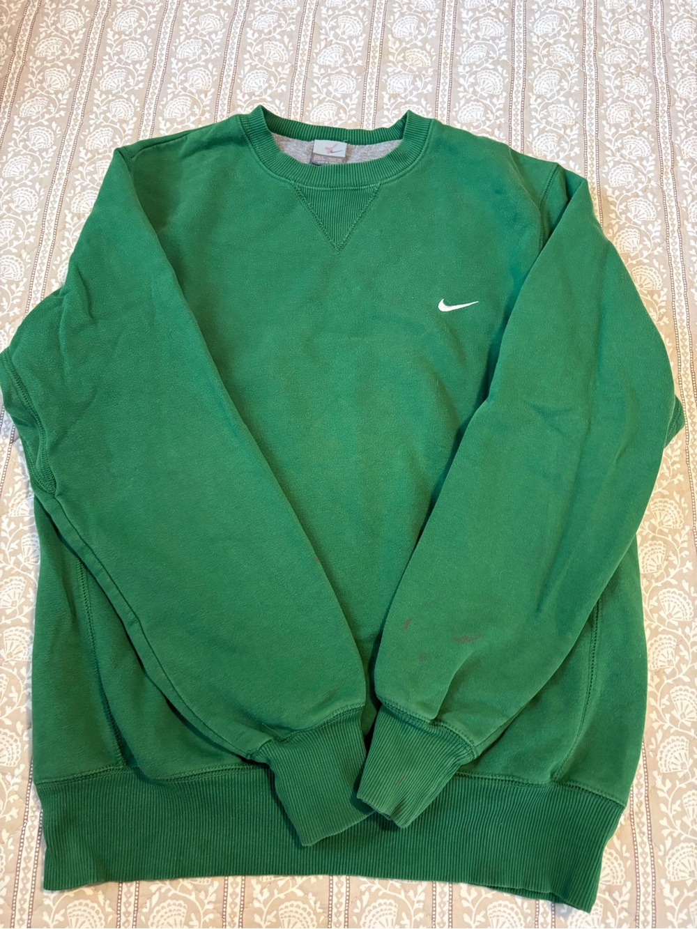Nike Green Men's Crewneck Sweatshirt with White Swoosh